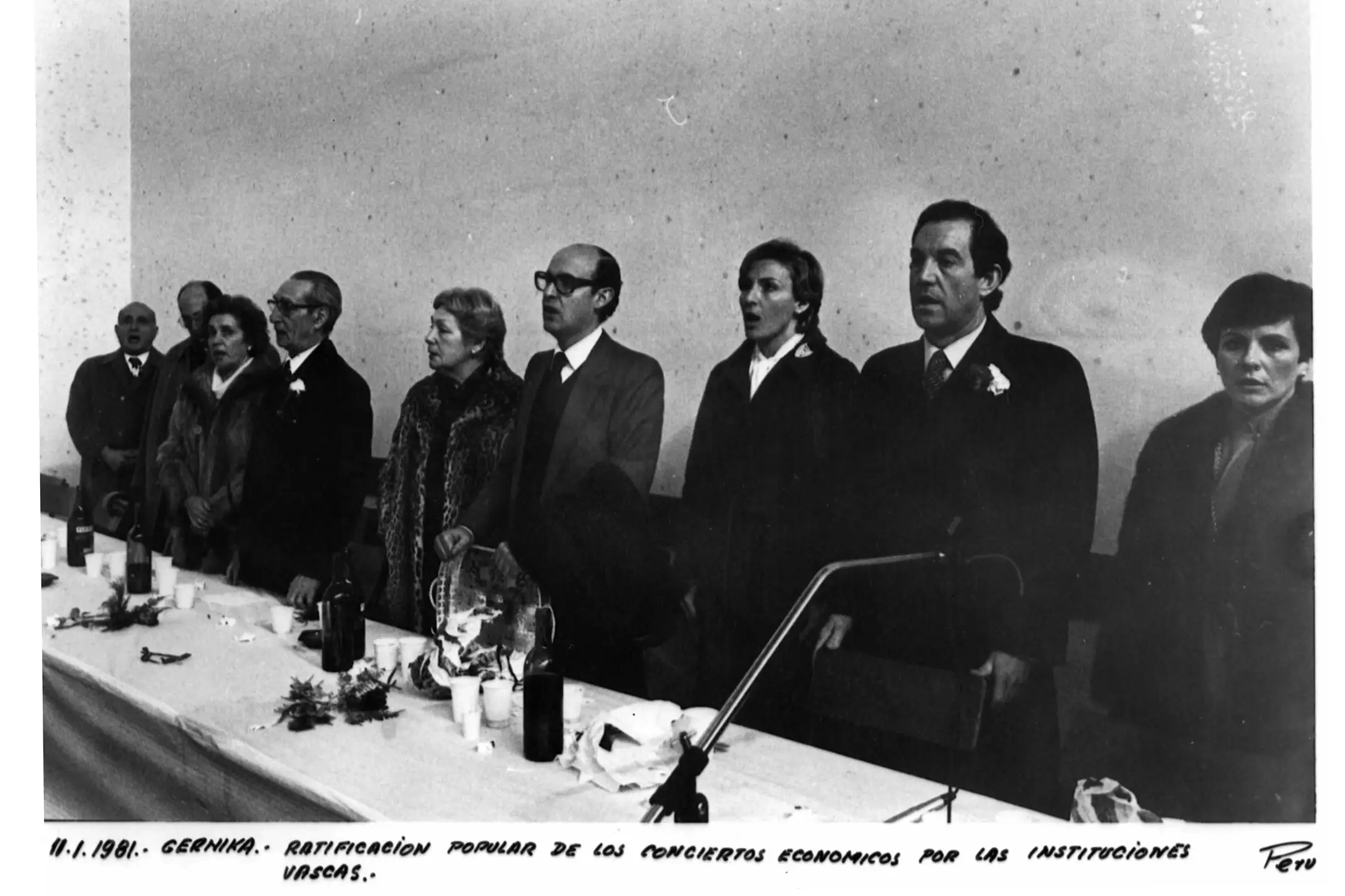 Acto de ratificación popular del concierto económico en Gernika, 1981.