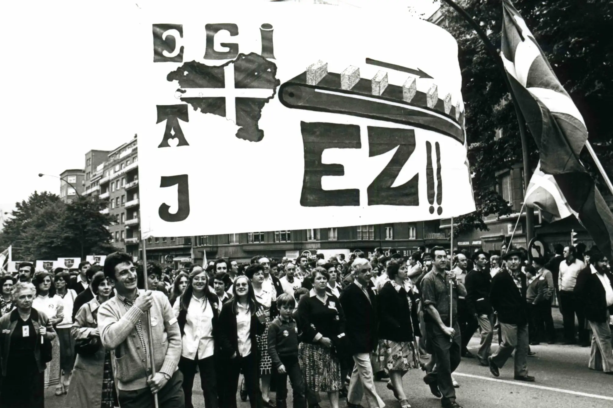 Manifestación por la restauración del Concierto Económico, celebrada en Bilbao el año 1978